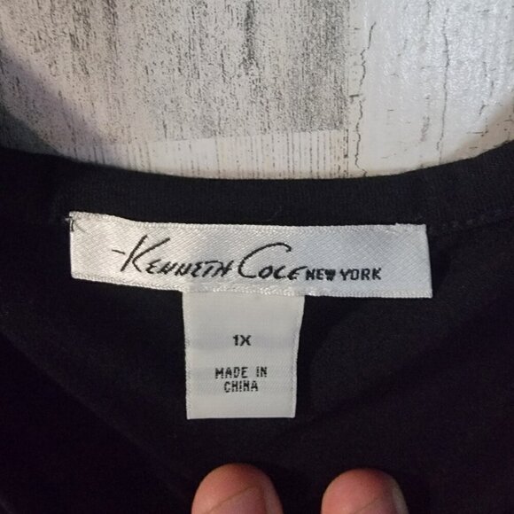 NWT Kenneth Cole Reaction Plus Size Sleeveless Blouse - Picture 2 of 6